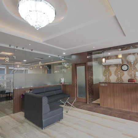 Hotel Mayur Palace 보팔 외부 사진