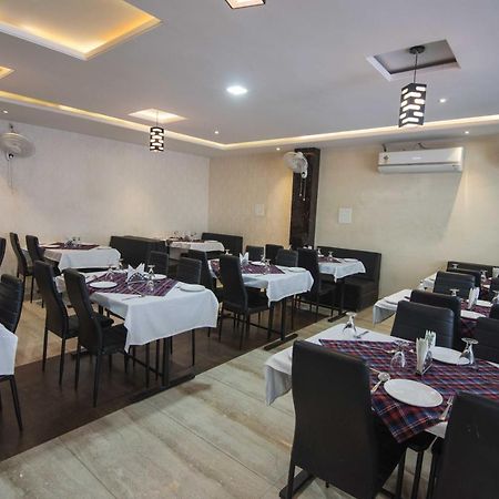 Hotel Mayur Palace 보팔 외부 사진