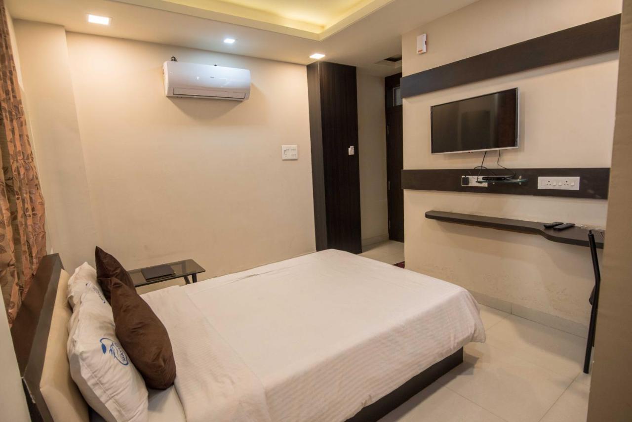 Hotel Mayur Palace 보팔 외부 사진