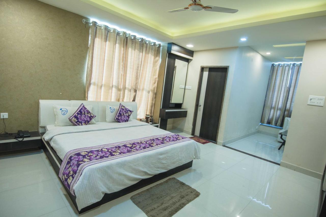 Hotel Mayur Palace 보팔 외부 사진