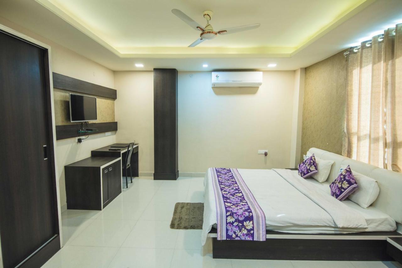 Hotel Mayur Palace 보팔 외부 사진